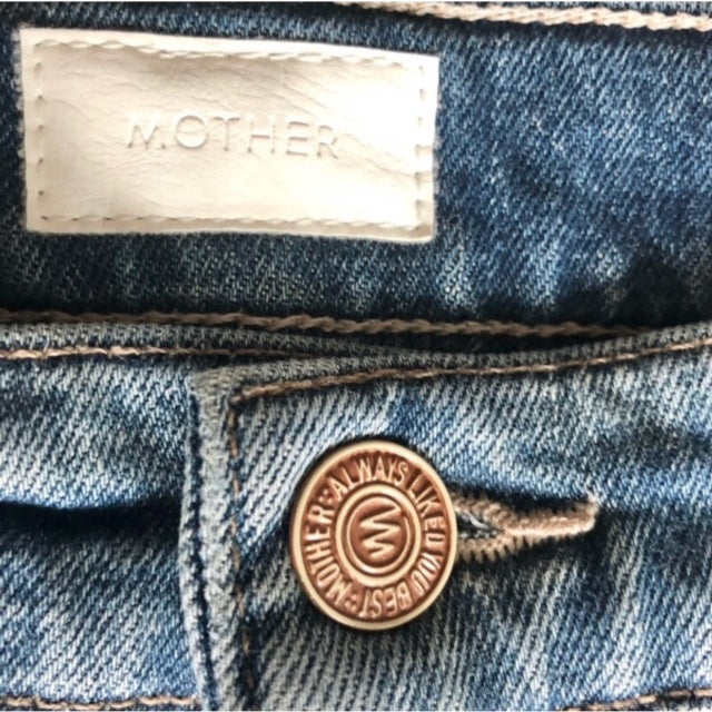 MOTHER The Stunner Ankle Step Fray Jean in Helter Skelter